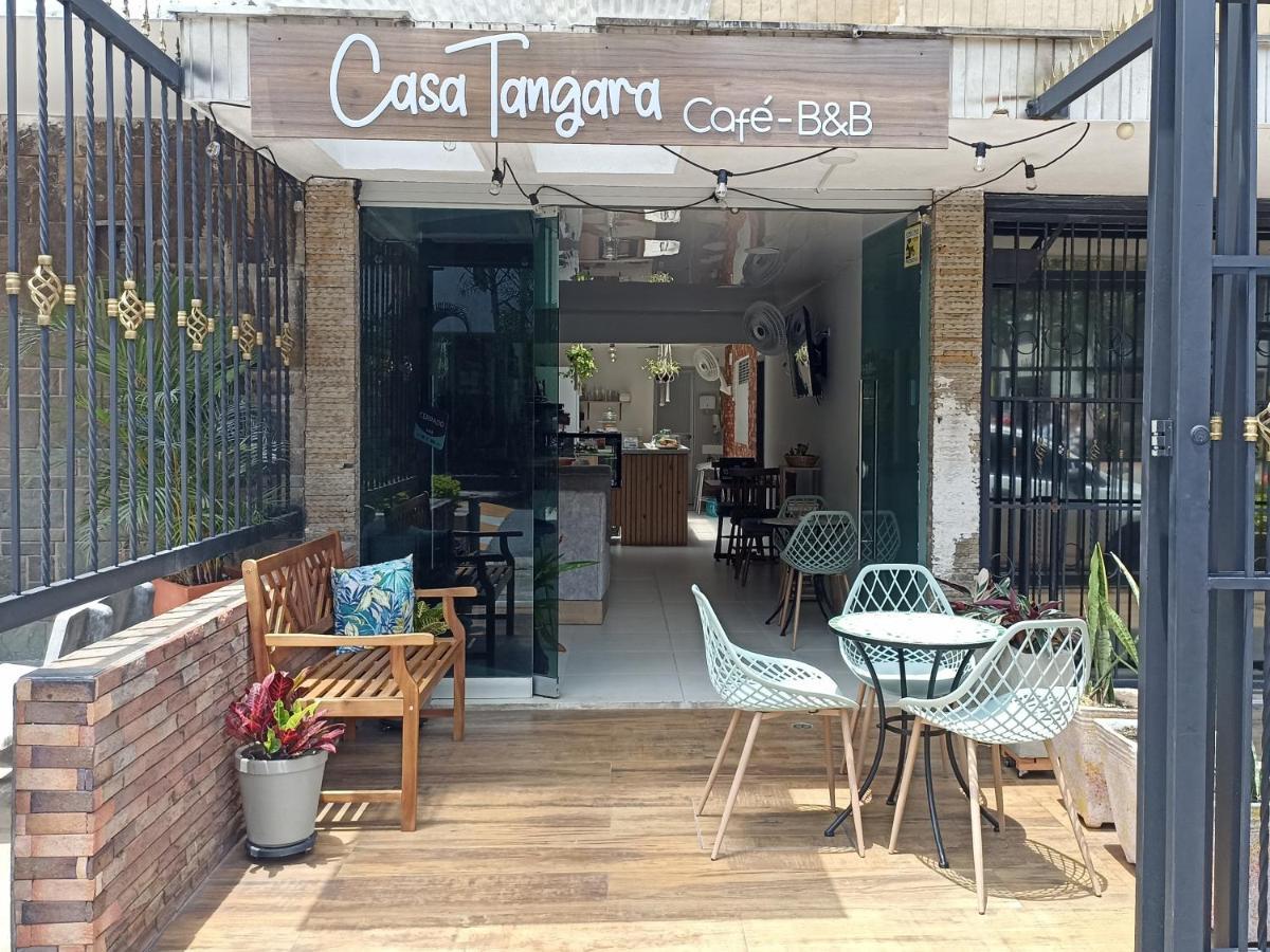 Casa Tangara Cafe Y Hospedaje Medellín Zewnętrze zdjęcie